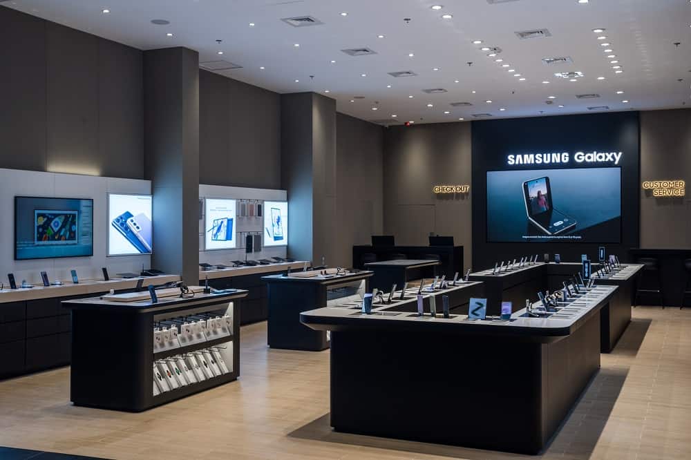 Samsung experience promenada mall